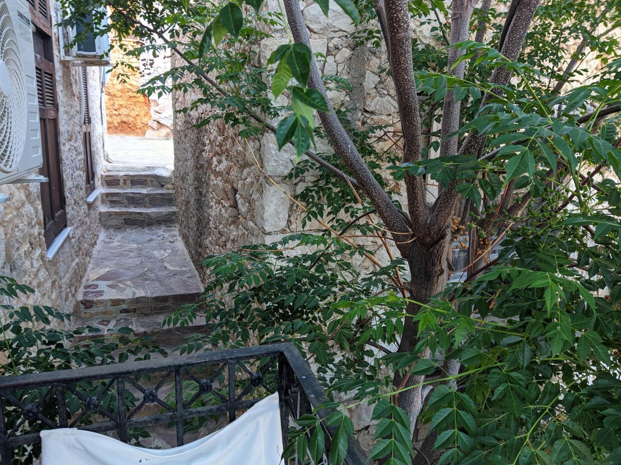 Rosalia Apartments Chalki Town Zimmer foto