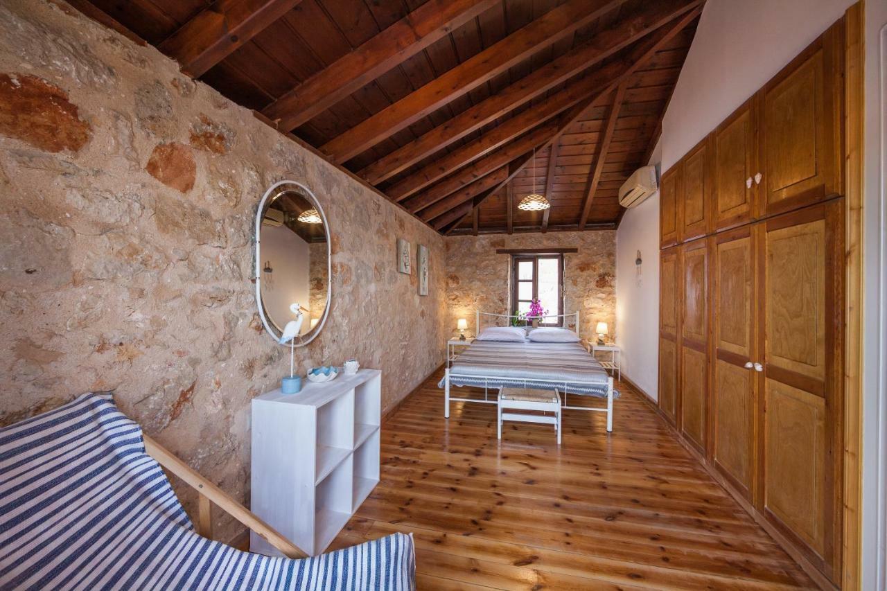 Rosalia Apartments Chalki Town Exterior foto